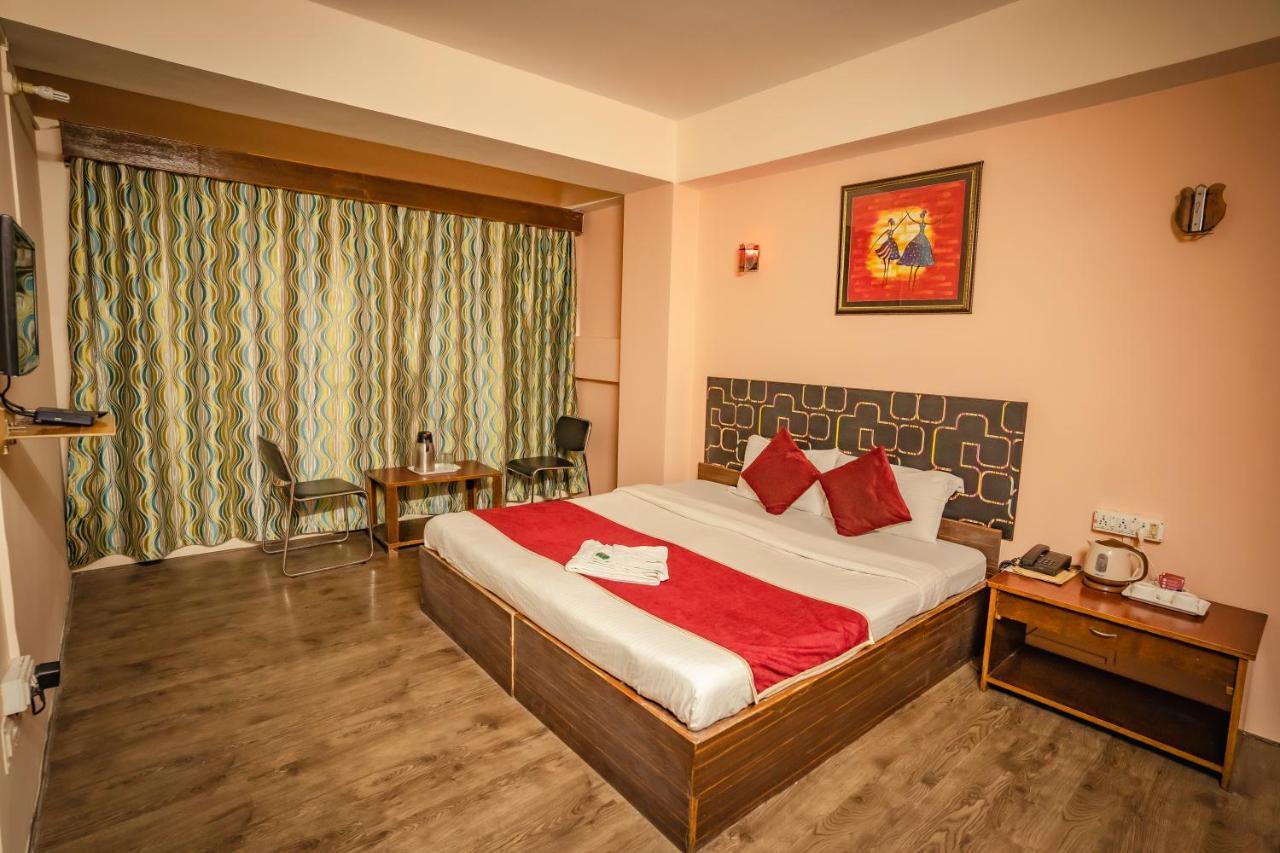 Yalung Retreat Hotel กังต็อก ภายนอก รูปภาพ